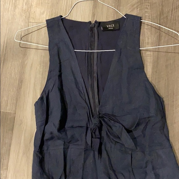 Vici Dolls Navy Linen Sundress - Picture 2 of 3